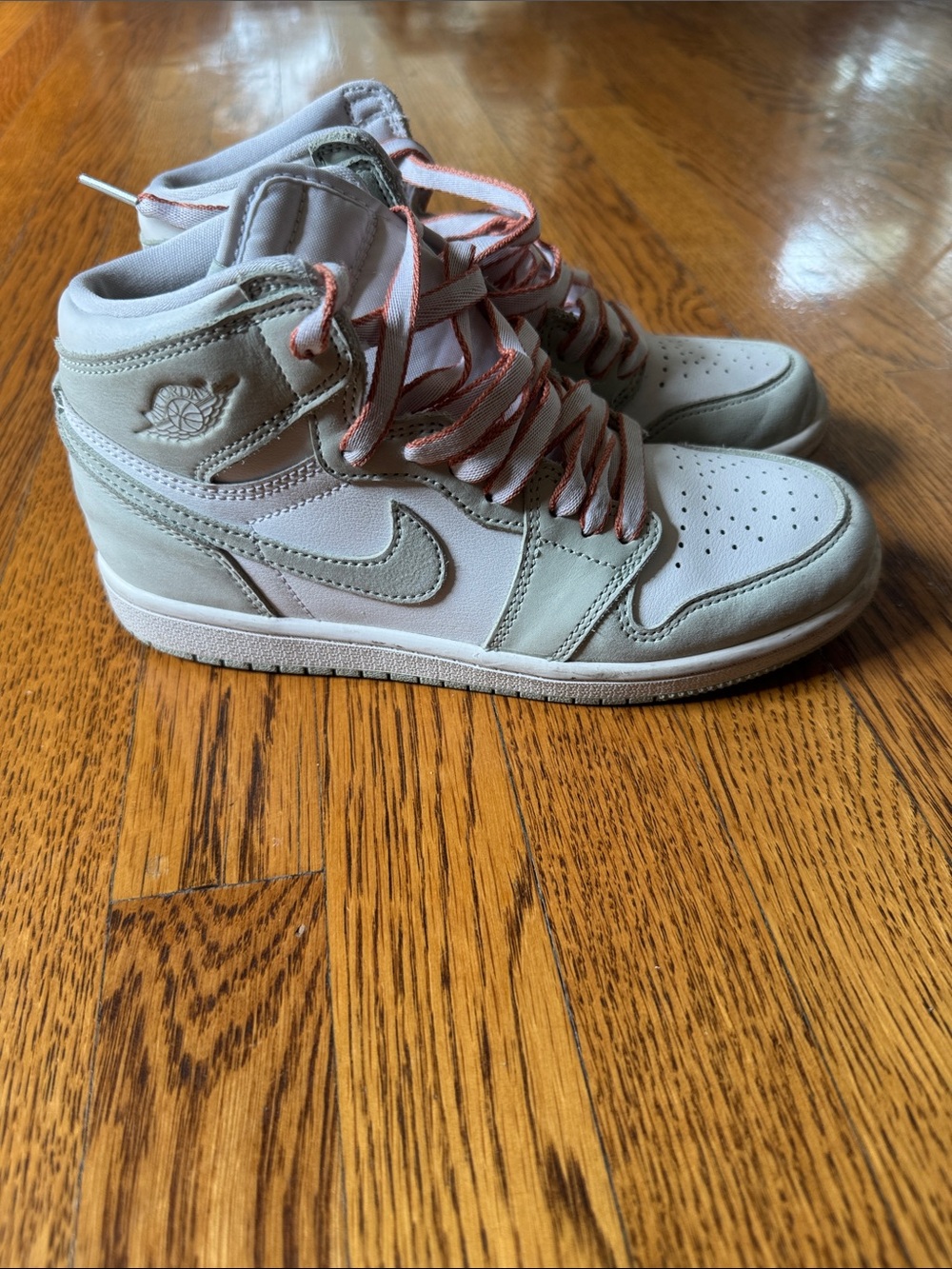 Nike kid’s High-Top Sneakers - mint green with orange trimmed Laces